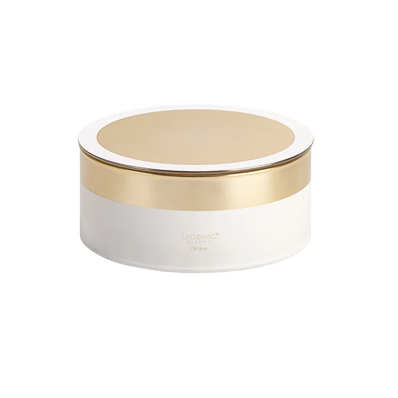 LADENAC - Sviečka ON TIME white / gold 1300 gr Lui and Lei