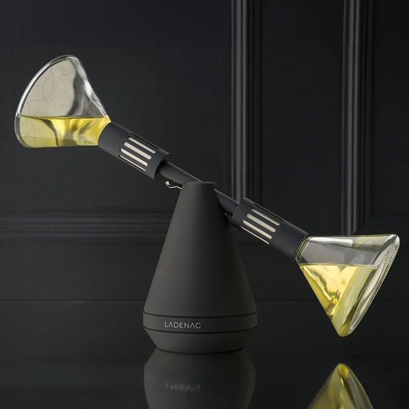 LADENAC - Difuzér Balance Fleur De Kaolin black 100ml Royale