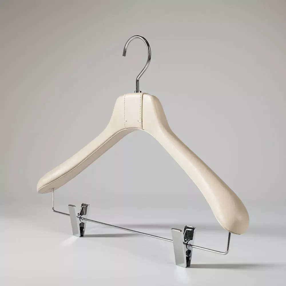 Drevený vešiak na sako Bice