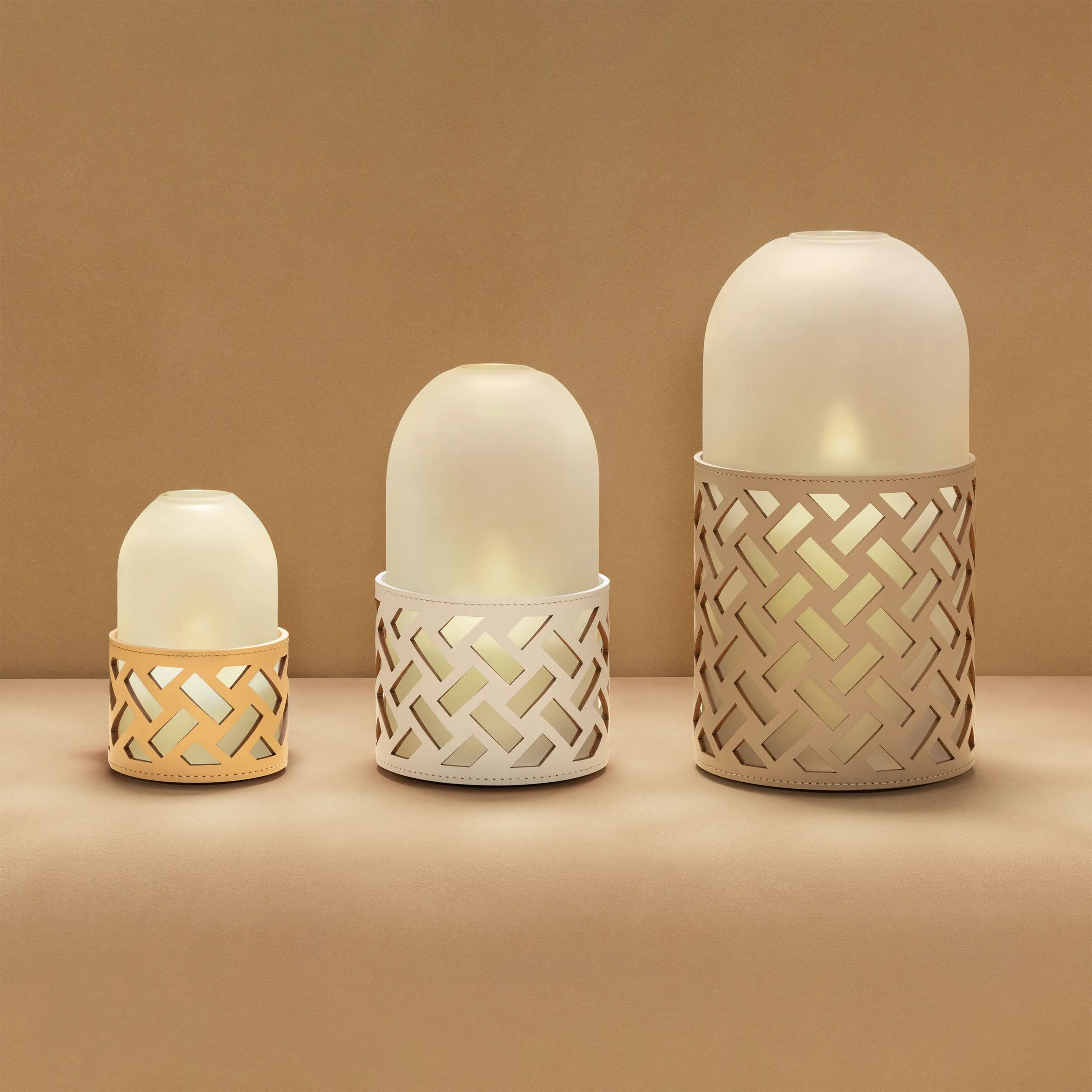 GIOBAGNARA - Lampáš No2 stredný HOTARU